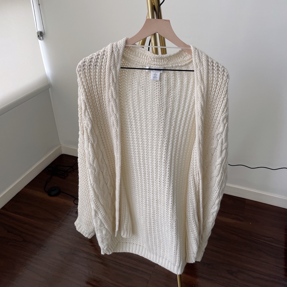 White knit long cardigan